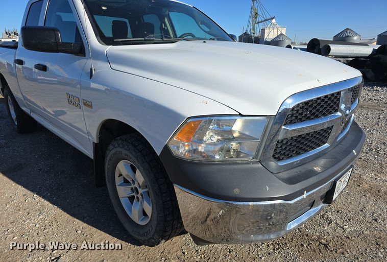 image for item LW9996 2014 Dodge Ram 1500 Quad Cab pickup truck