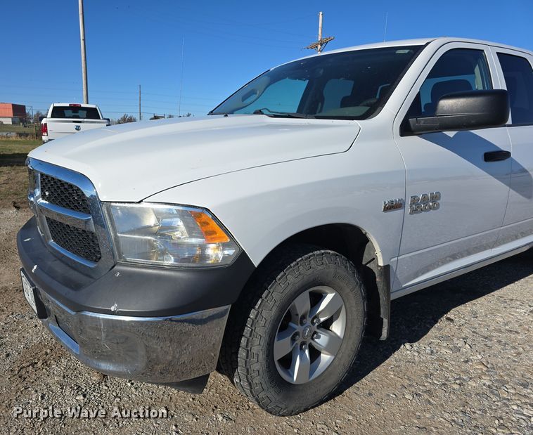 image for item LW9996 2014 Dodge Ram 1500 Quad Cab pickup truck