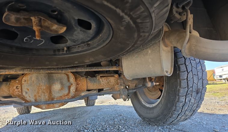 image for item LW9996 2014 Dodge Ram 1500 Quad Cab pickup truck