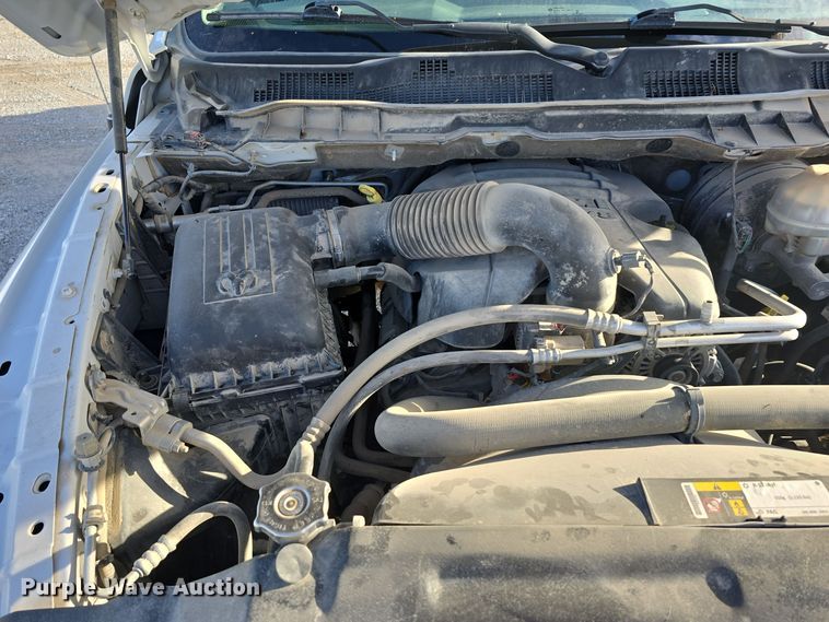 image for item LW9996 2014 Dodge Ram 1500 Quad Cab pickup truck