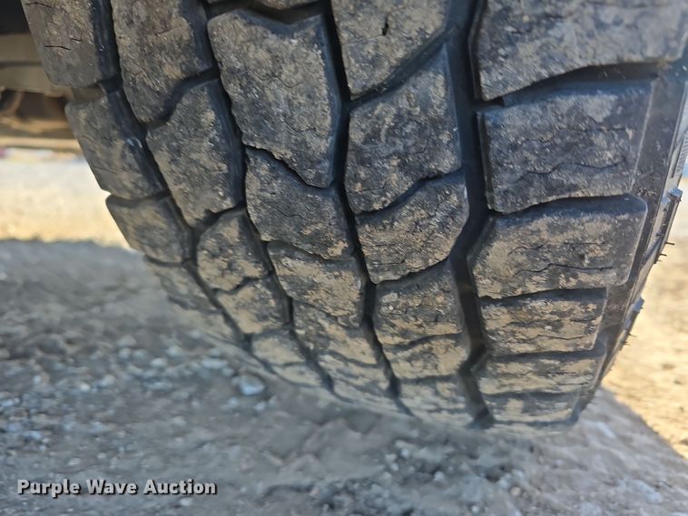 image for item LW9996 2014 Dodge Ram 1500 Quad Cab pickup truck