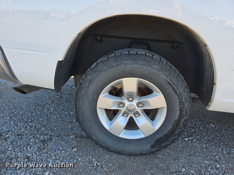 image for item LW9996 2014 Dodge Ram 1500 Quad Cab pickup truck