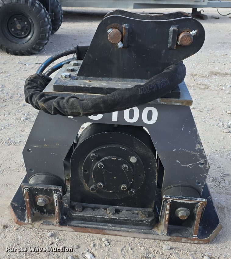 image for item LX9017 2016 Erskine PC100 mini excavator plate compactor