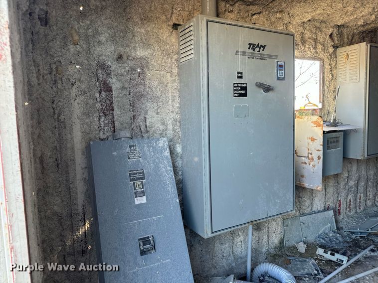 image for item MT9034 Allis-Chalmers Hydrocone 500 cone crushing plant