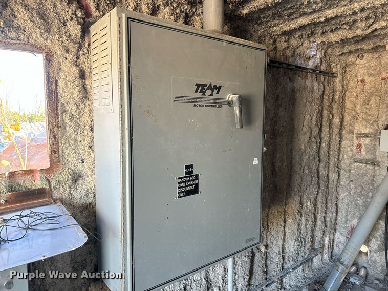 image for item MT9034 Allis-Chalmers Hydrocone 500 cone crushing plant