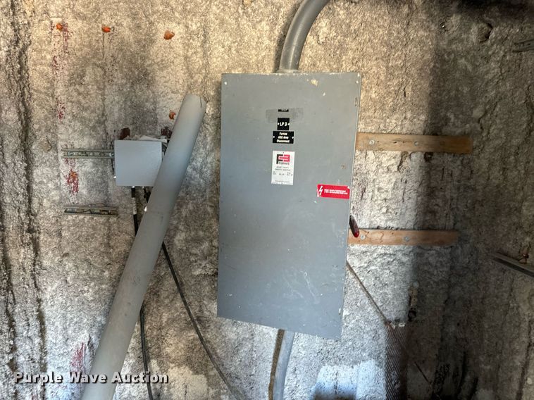 image for item MT9034 Allis-Chalmers Hydrocone 500 cone crushing plant