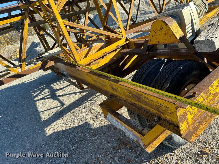 image for item MT9036 Peerless stacking conveyor
