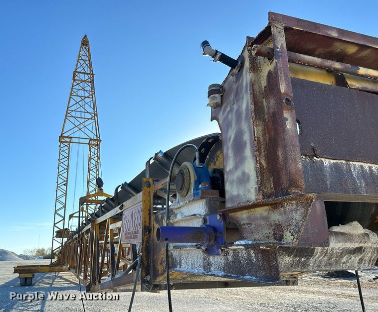 image for item MT9036 Peerless stacking conveyor