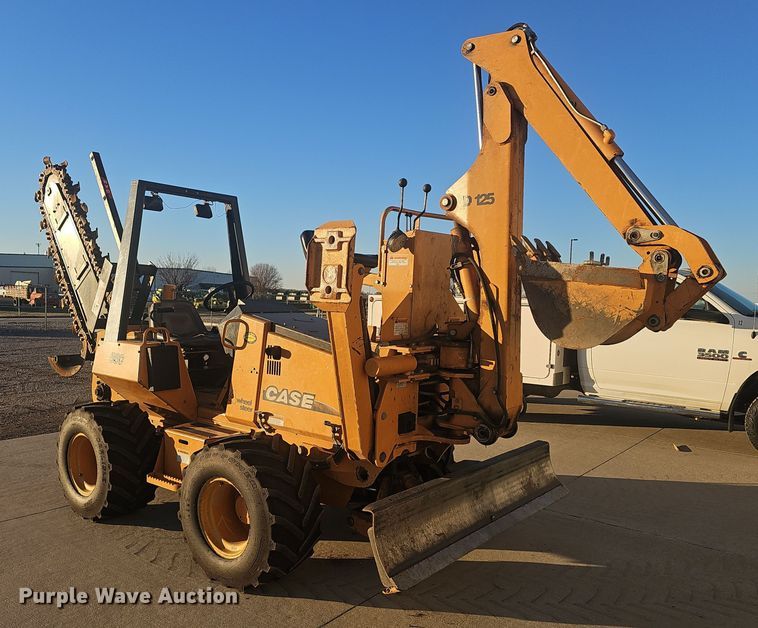 image for item NI9314 2004 Case 560 trencher