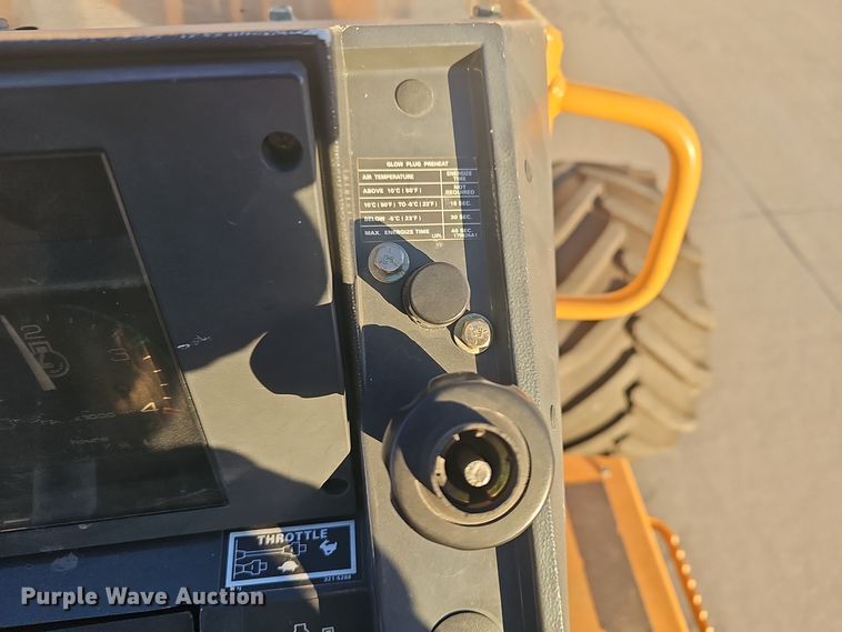 image for item NI9314 2004 Case 560 trencher