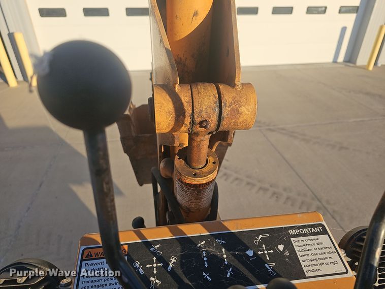 image for item NI9314 2004 Case 560 trencher