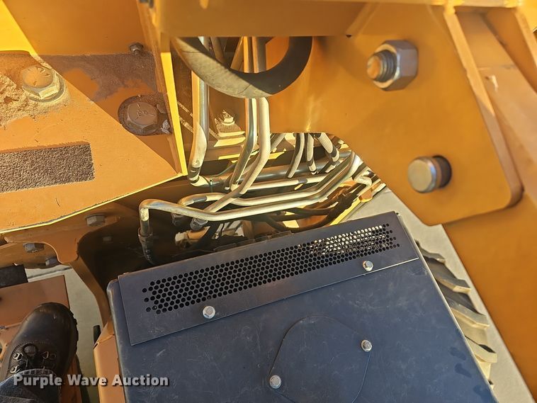 image for item NI9314 2004 Case 560 trencher