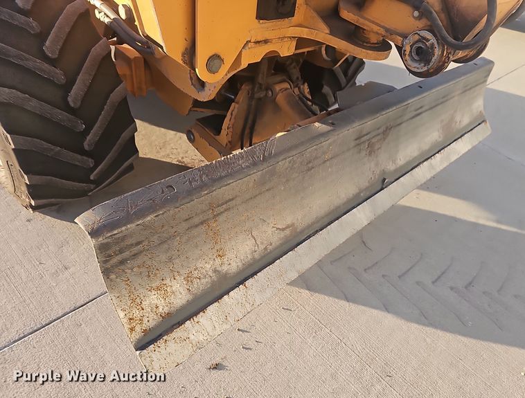 image for item NI9314 2004 Case 560 trencher