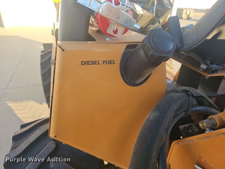 image for item NI9314 2004 Case 560 trencher