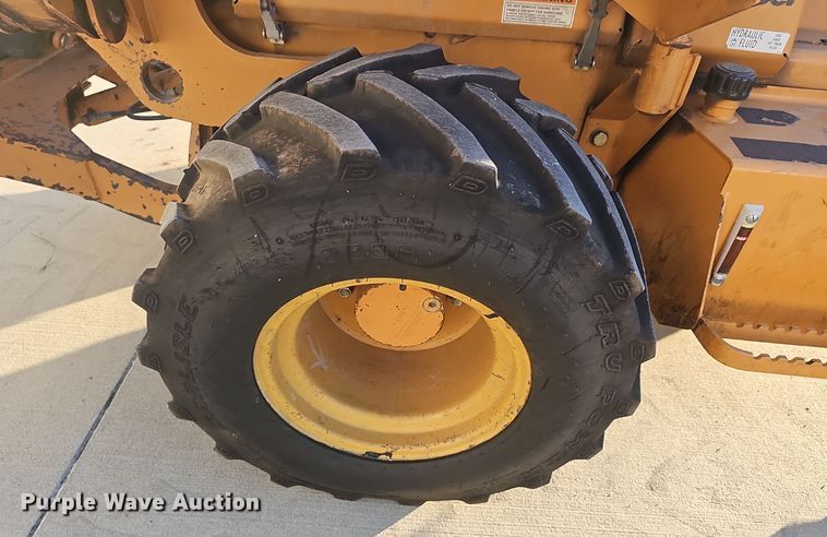 image for item NI9314 2004 Case 560 trencher