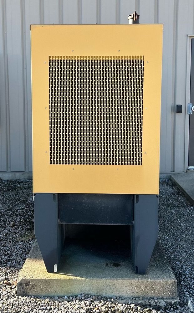 image for item NJ9617 2001 Olympian D100P2 generator