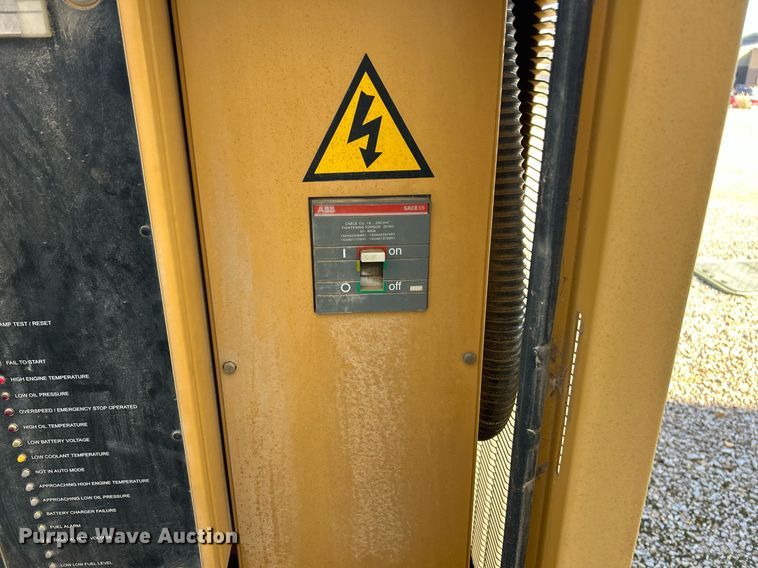 image for item NJ9617 2001 Olympian D100P2 generator