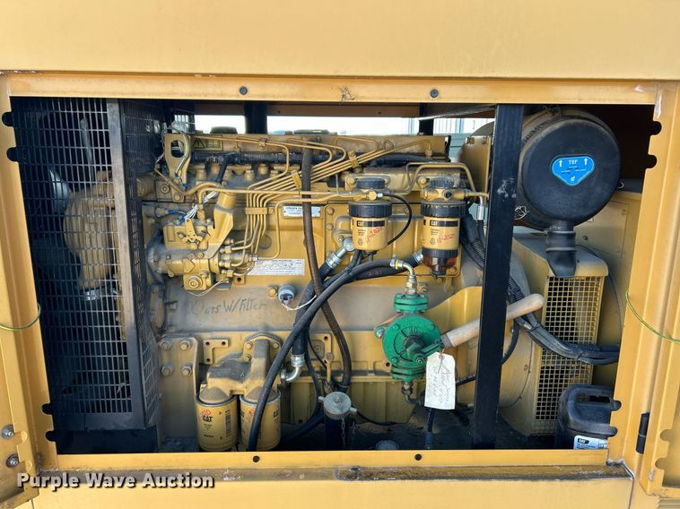 image for item NJ9617 2001 Olympian D100P2 generator