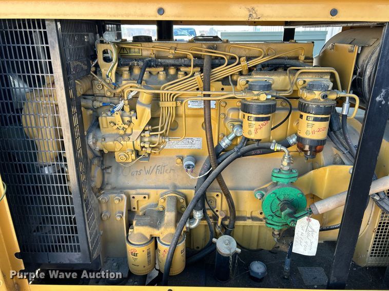 image for item NJ9617 2001 Olympian D100P2 generator