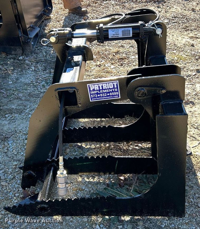 image for item NJ9619 Patriot Implements skid steer grapple bucket