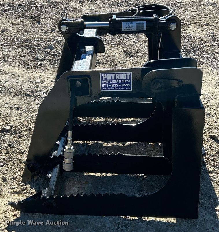 image for item NJ9622 Patriot Implements skid steer grapple bucket