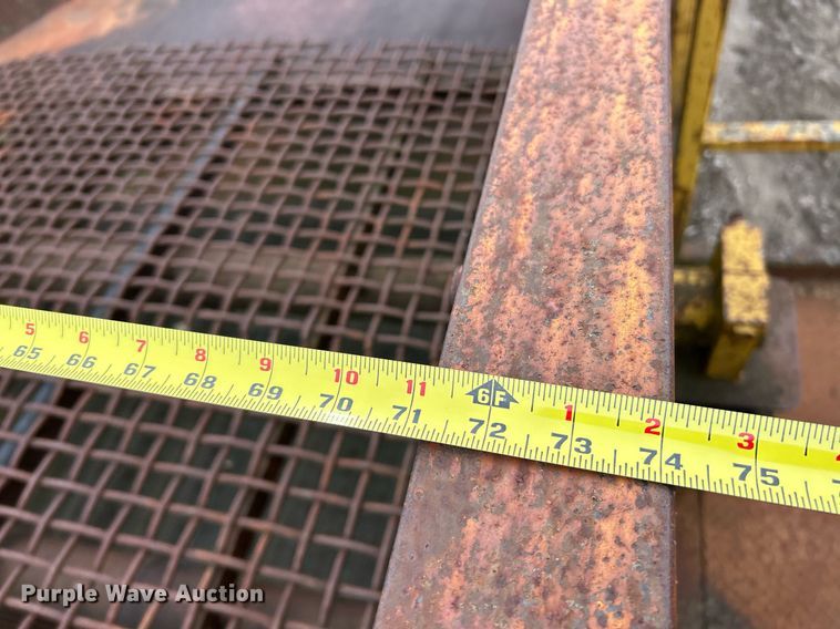 image for item NJ9667 CEC Roadrunner screening plant