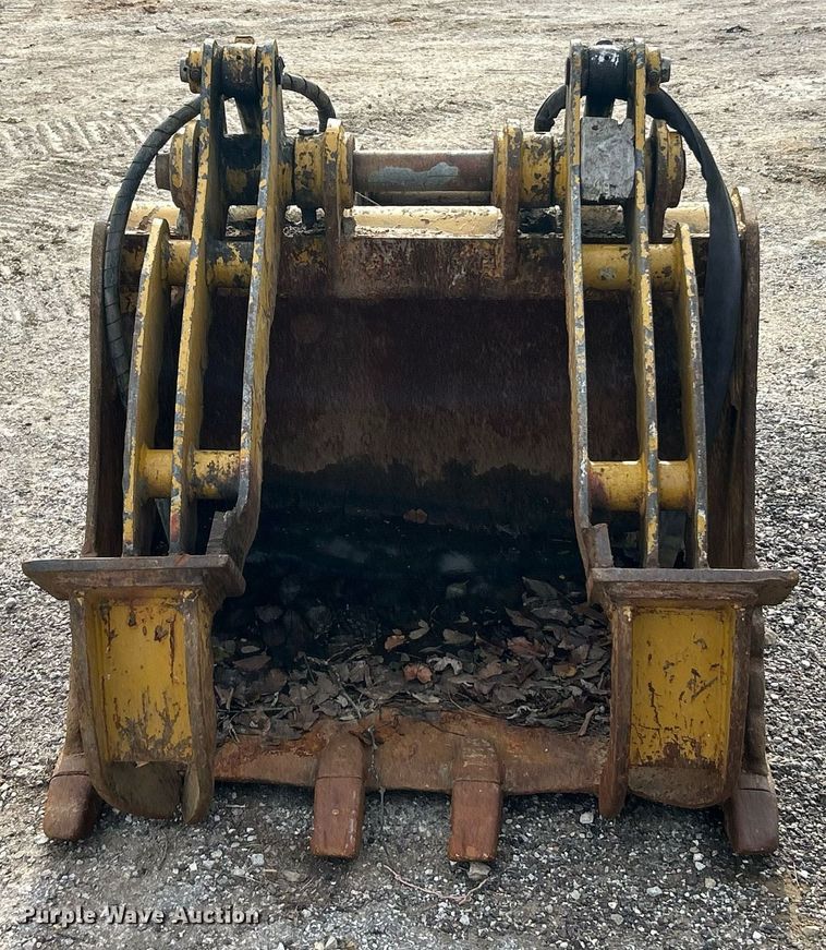 image for item NJ9674 Teran CAT312 excavator bucket