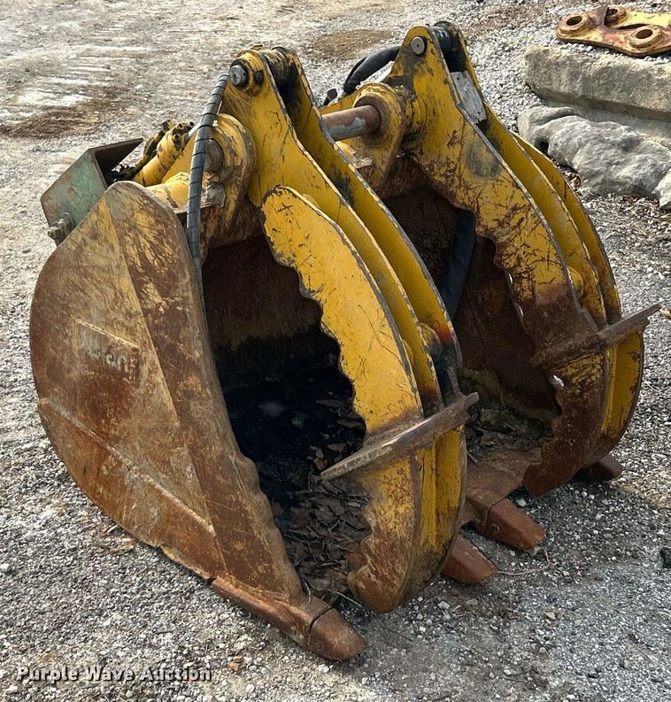 image for item NJ9674 Teran CAT312 excavator bucket