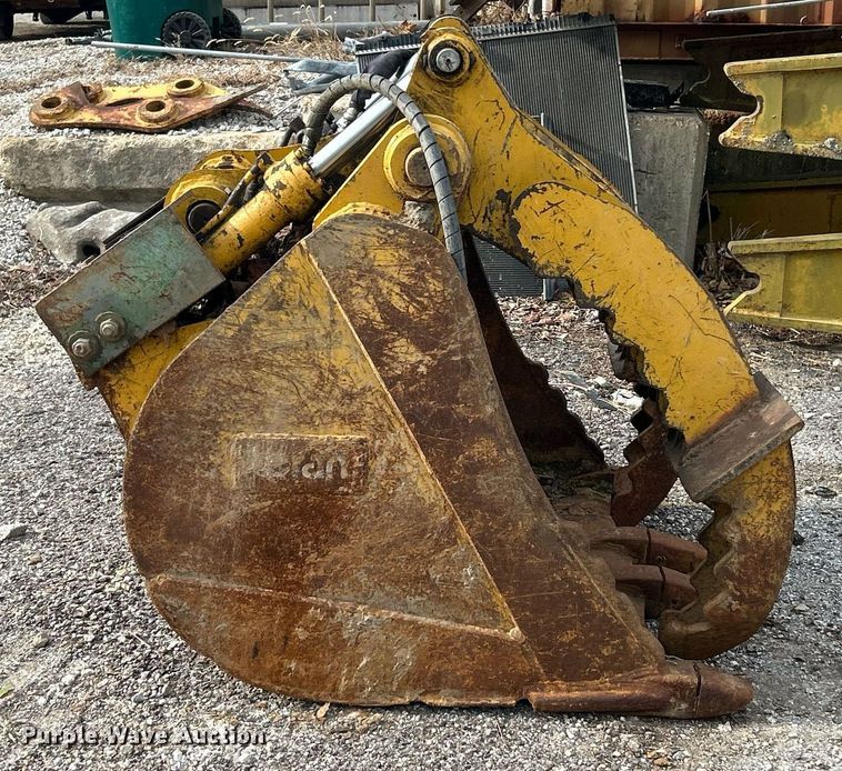 image for item NJ9674 Teran CAT312 excavator bucket