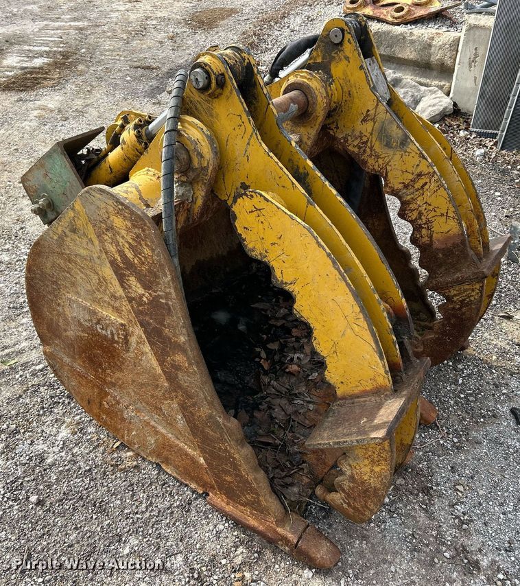 image for item NJ9674 Teran CAT312 excavator bucket