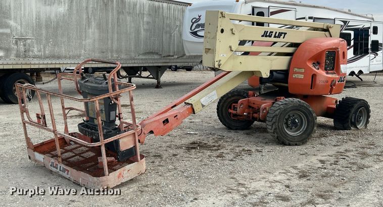 image for item NJ9676 2007 JLG 450A boom lift