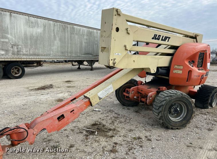 image for item NJ9676 2007 JLG 450A boom lift