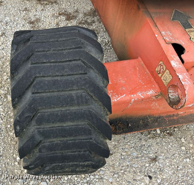 image for item NJ9676 2007 JLG 450A boom lift