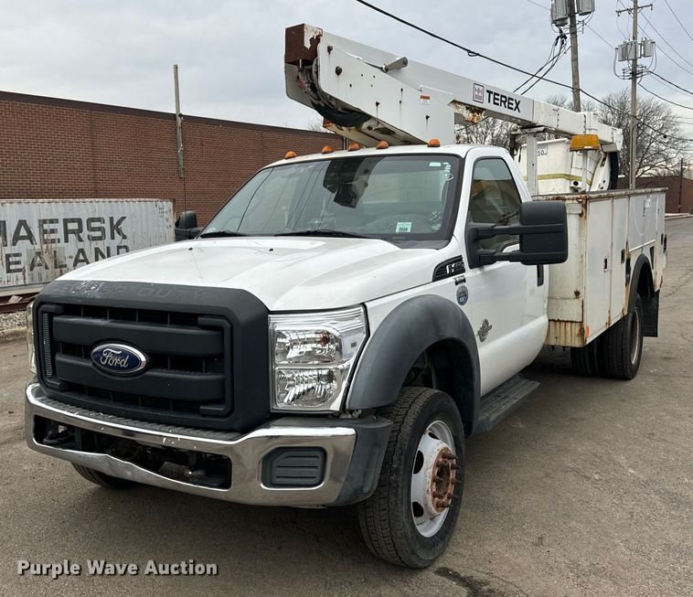 image for item OG9717 2011 Ford F450 Super Duty XL bucket truck
