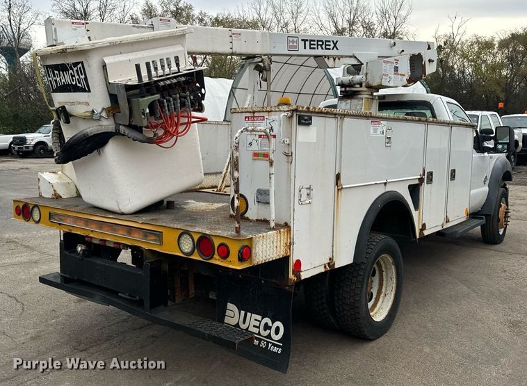 image for item OG9717 2011 Ford F450 Super Duty XL bucket truck