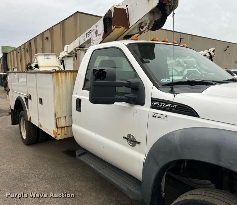image for item OG9717 2011 Ford F450 Super Duty XL bucket truck