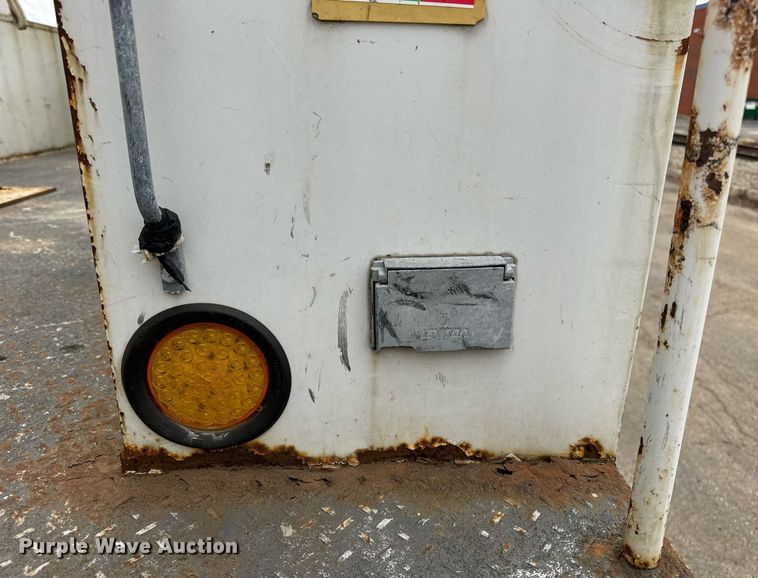 image for item OG9717 2011 Ford F450 Super Duty XL bucket truck