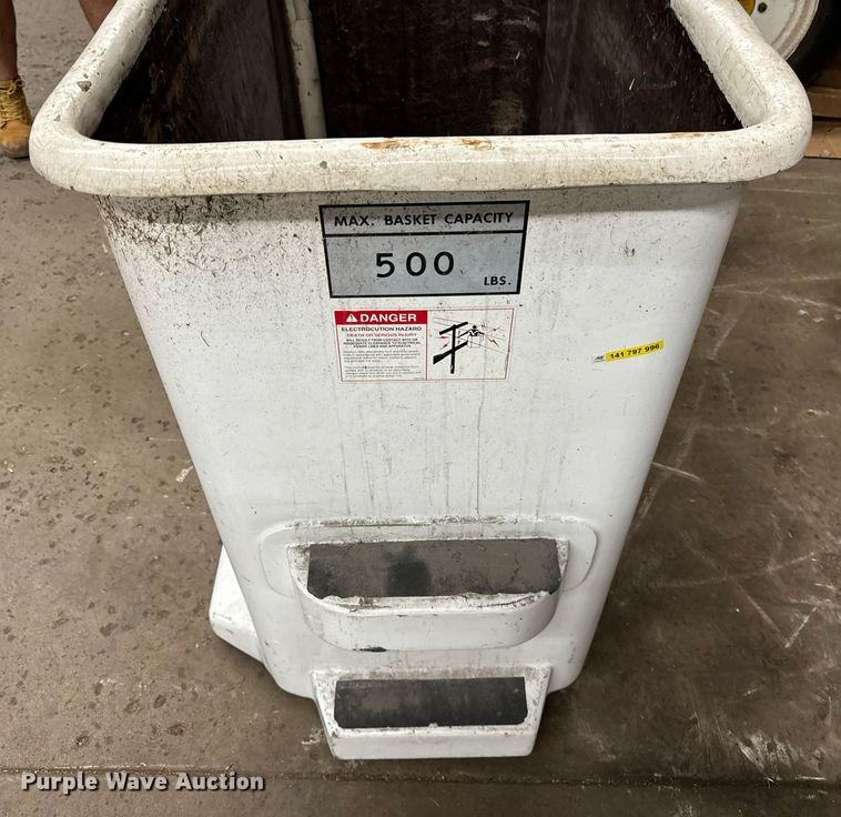 image for item OG9717 2011 Ford F450 Super Duty XL bucket truck