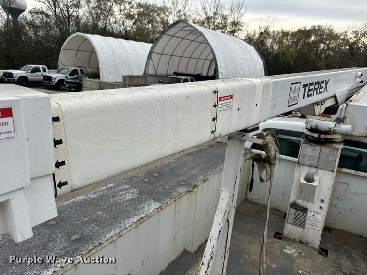 image for item OG9717 2011 Ford F450 Super Duty XL bucket truck