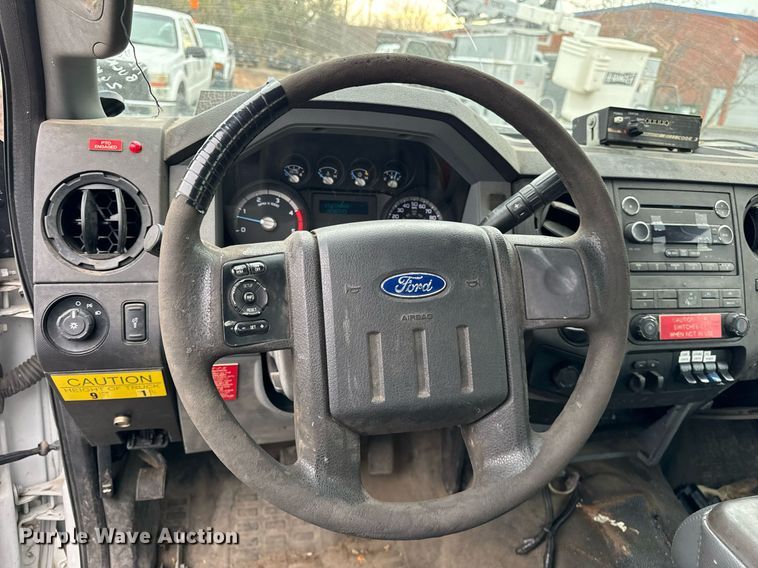 image for item OG9717 2011 Ford F450 Super Duty XL bucket truck