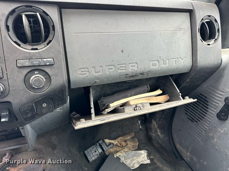 image for item OG9717 2011 Ford F450 Super Duty XL bucket truck