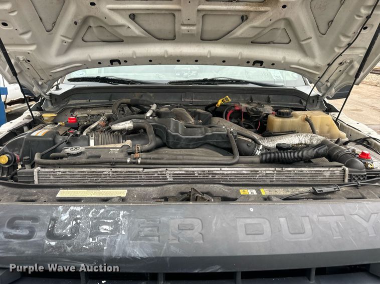 image for item OG9717 2011 Ford F450 Super Duty XL bucket truck