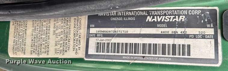 image for item OG9723 2002 International  4400 dump flatbed truck