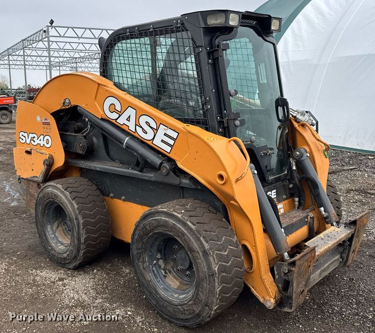 image for item OG9724 2017 Case SV340 skid steer loader