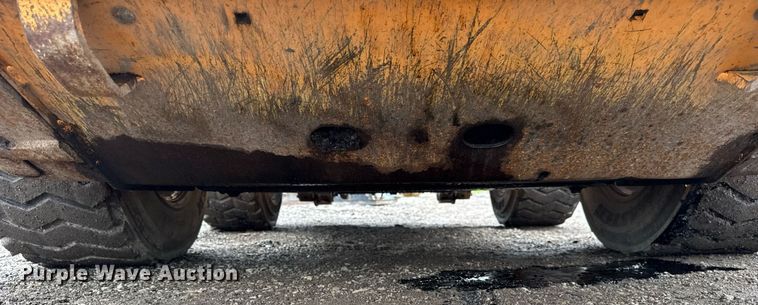 image for item OG9724 2017 Case SV340 skid steer loader