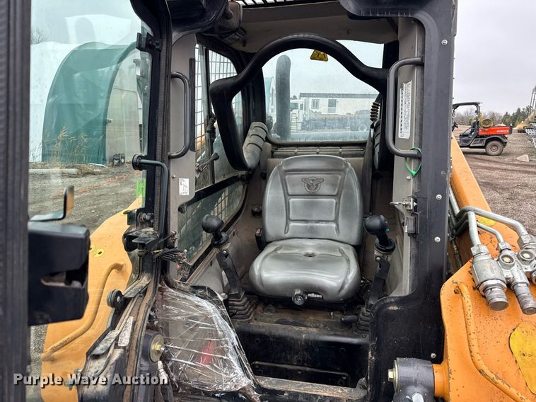 image for item OG9724 2017 Case SV340 skid steer loader