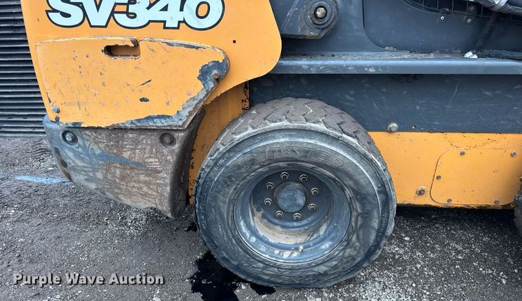 image for item OG9724 2017 Case SV340 skid steer loader