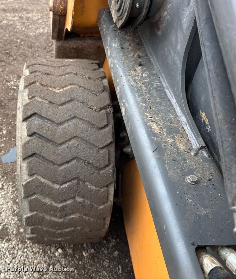 image for item OG9724 2017 Case SV340 skid steer loader