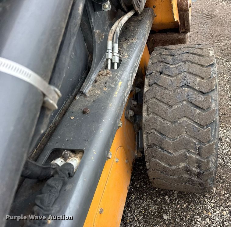 image for item OG9724 2017 Case SV340 skid steer loader