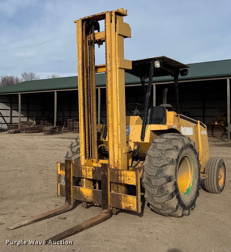 image for item OG9733 1998 John Deere 488E forklift